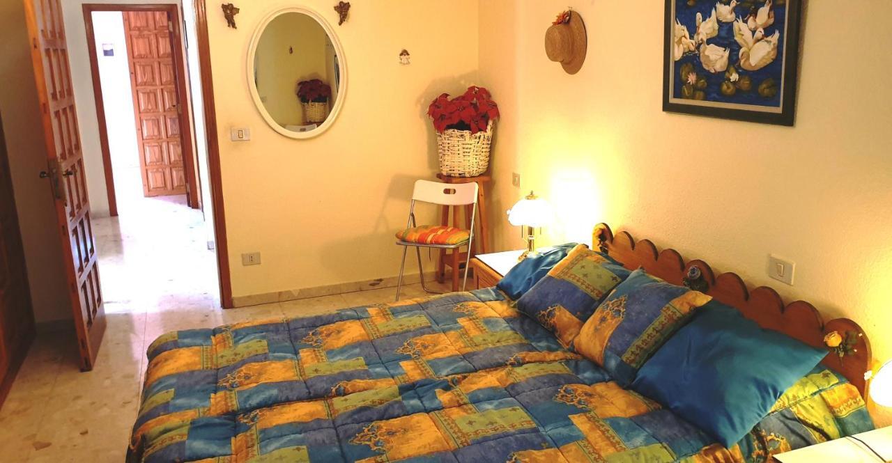 Sunny House With Private Pool And Sea View Villa Costa Adeje  Kültér fotó