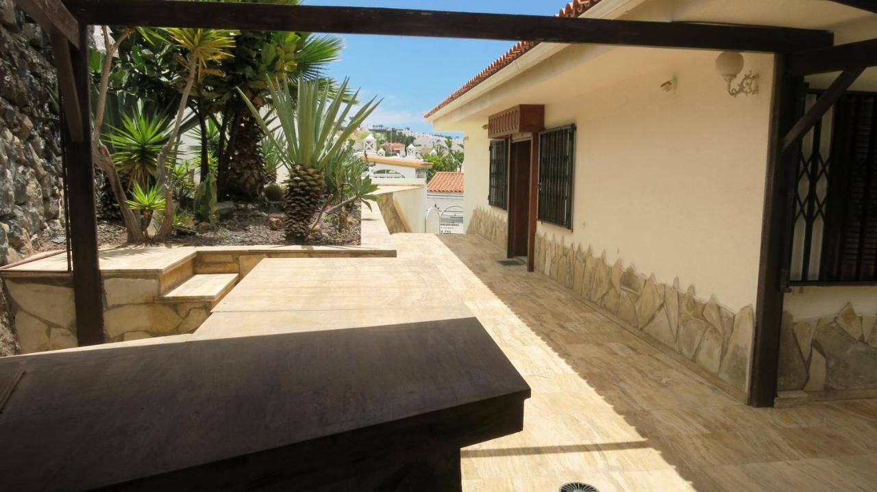 Sunny House With Private Pool And Sea View Villa Costa Adeje  Kültér fotó
